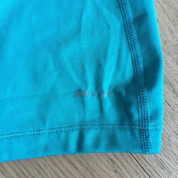 Nike Women’s Warm Up Sweater Size S - Picture 3 of 9